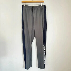 New balance olive green and black pants logo size L👖